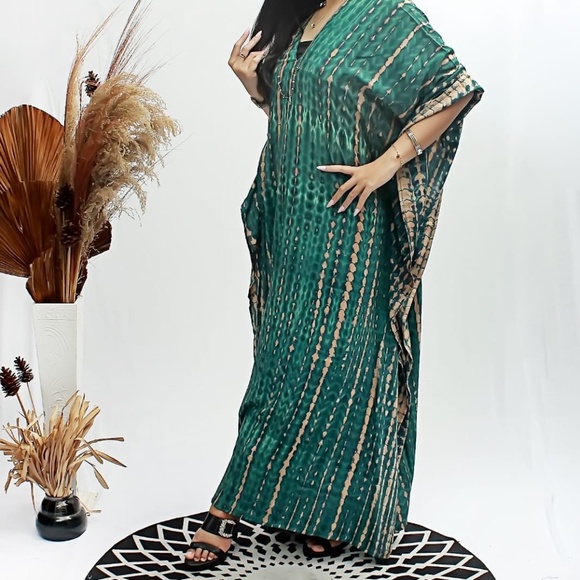 0118/ Hand Tie-Dye Rayon Caftan: Bohemian Maxi Dress, Resort Wear - Picture 5 of 15